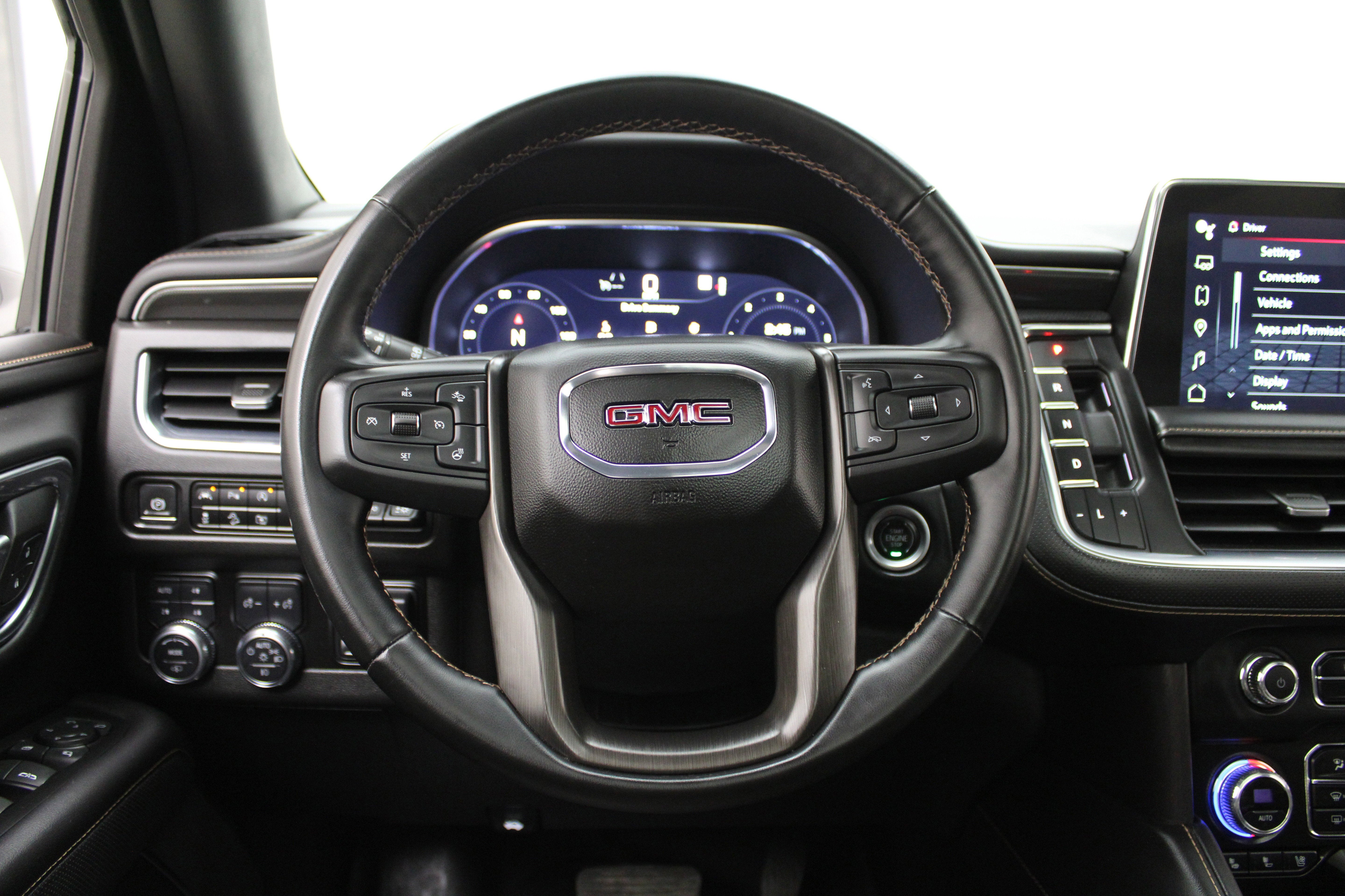 2023 GMC Yukon XL AT4