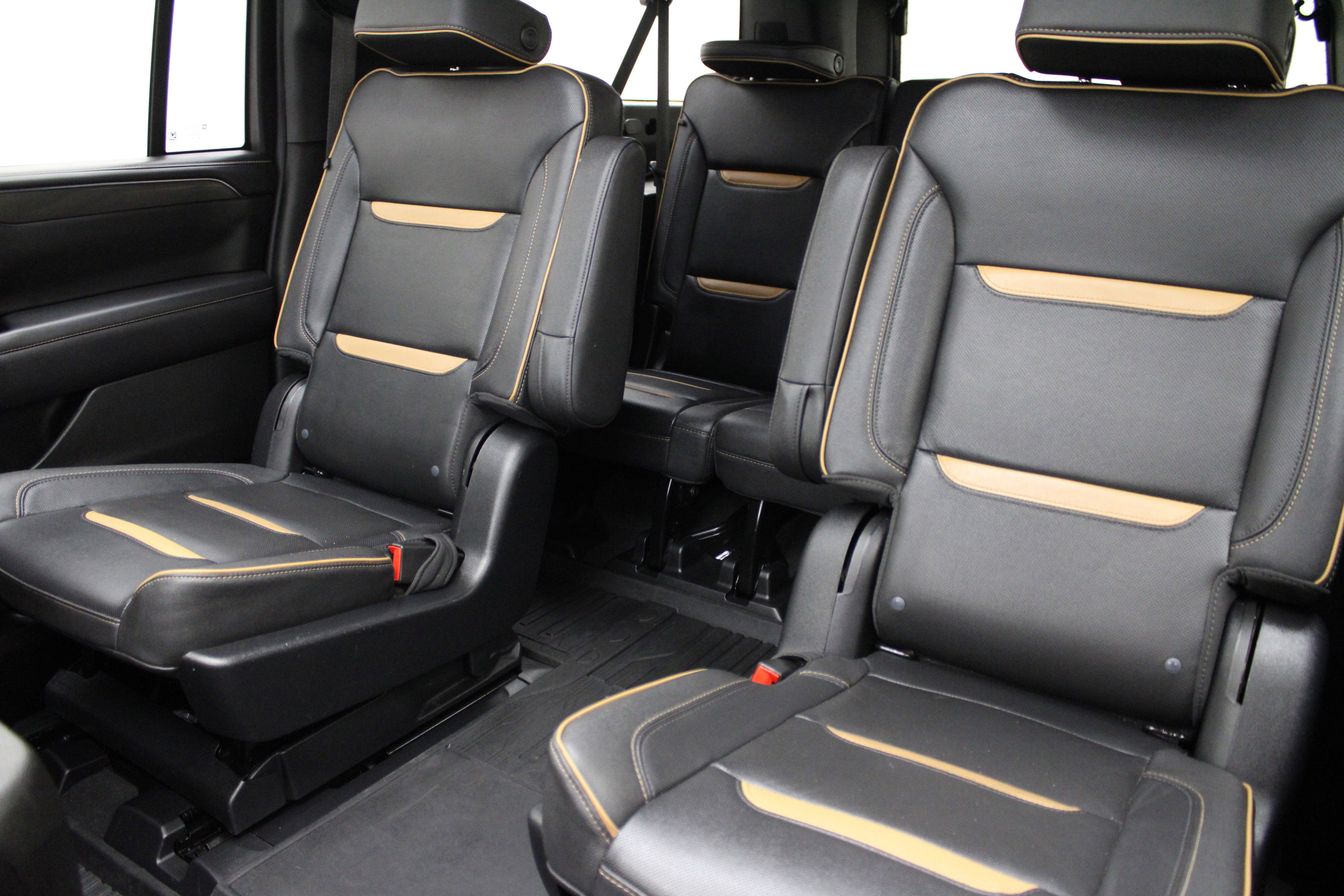 2023 GMC Yukon XL AT4