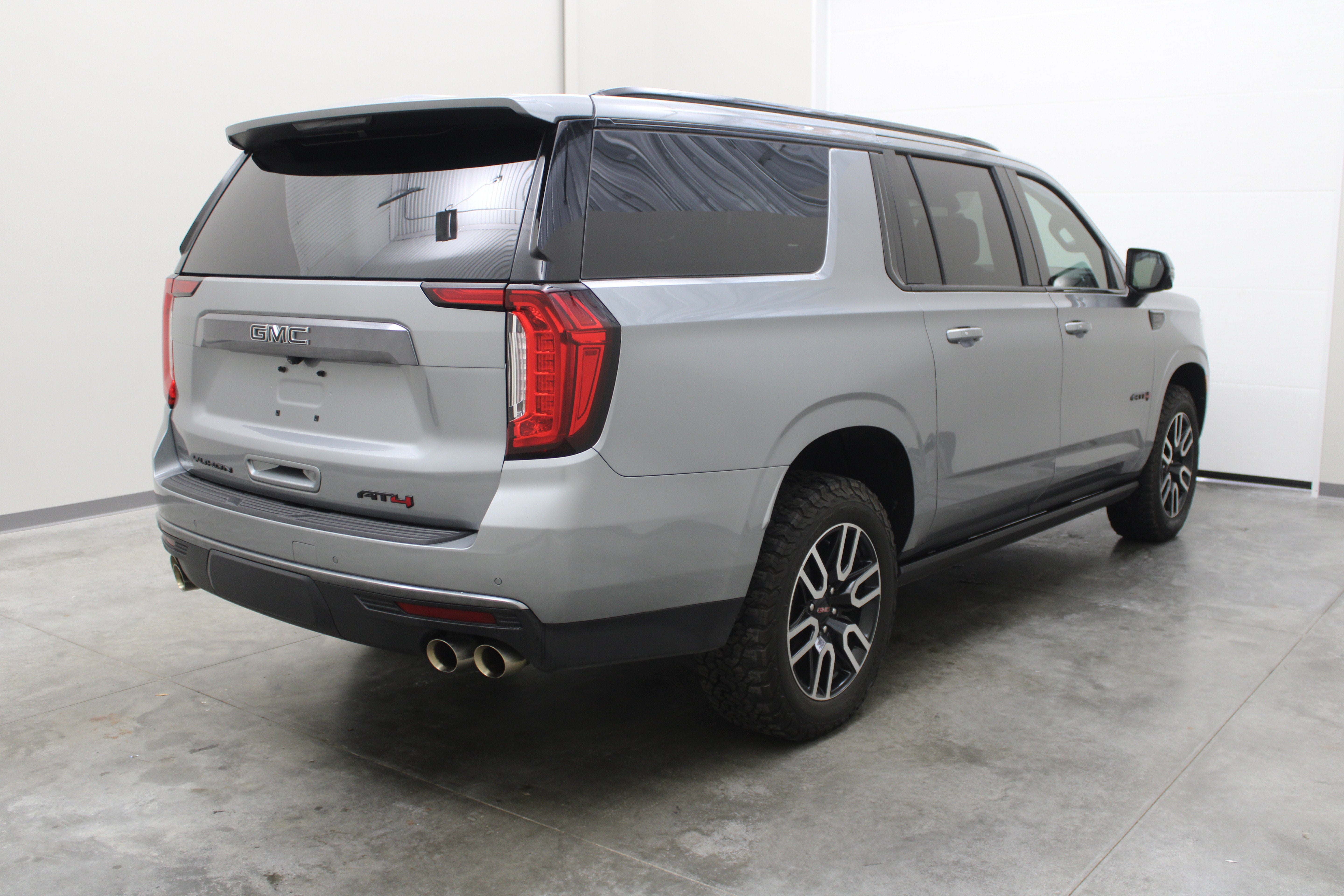 2024 GMC Yukon XL AT4