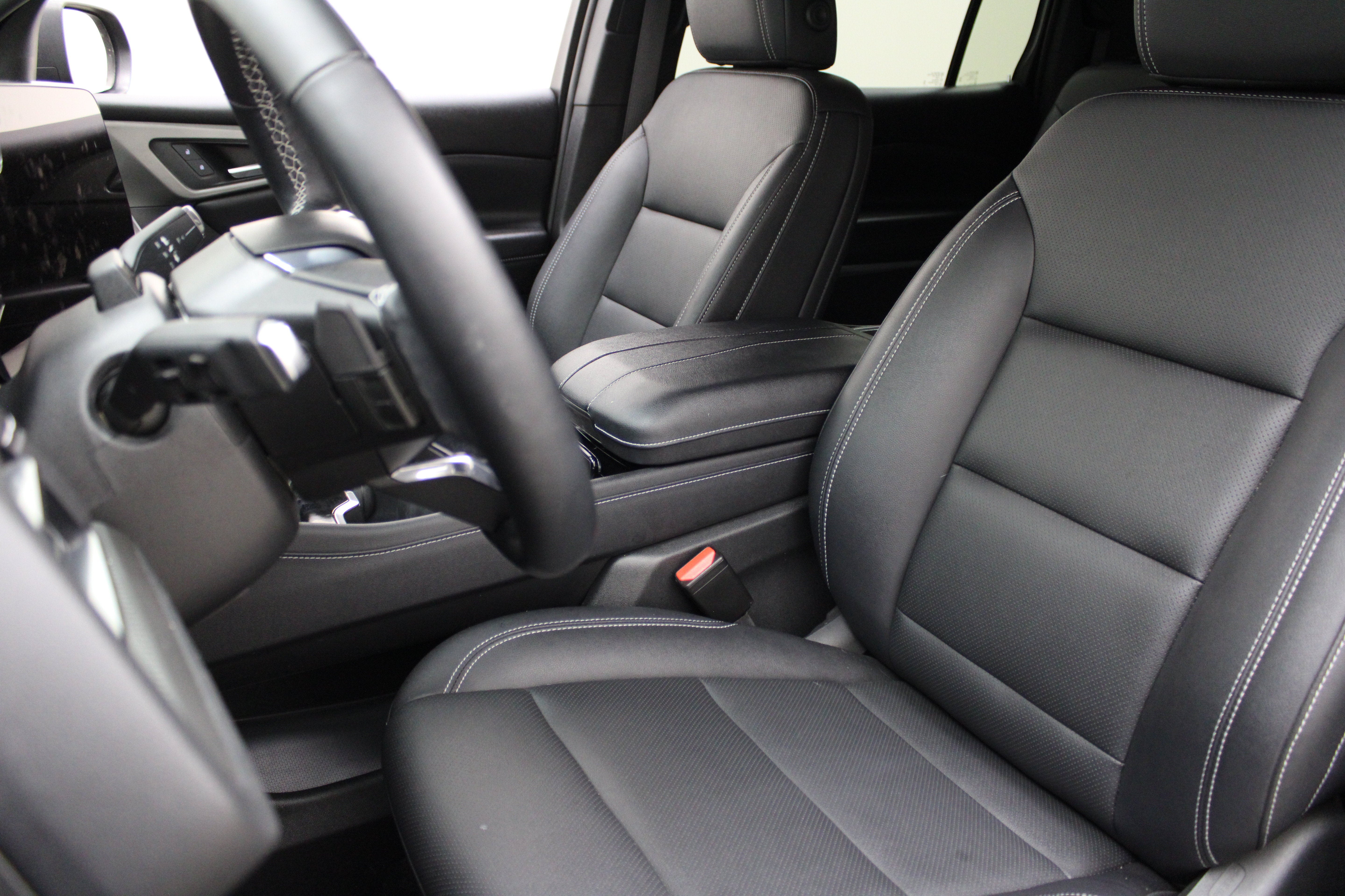 2024 Chevrolet Traverse AWD LT
