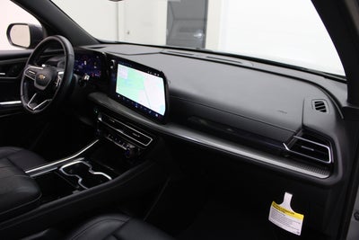 2025 Chevrolet Traverse AWD LT