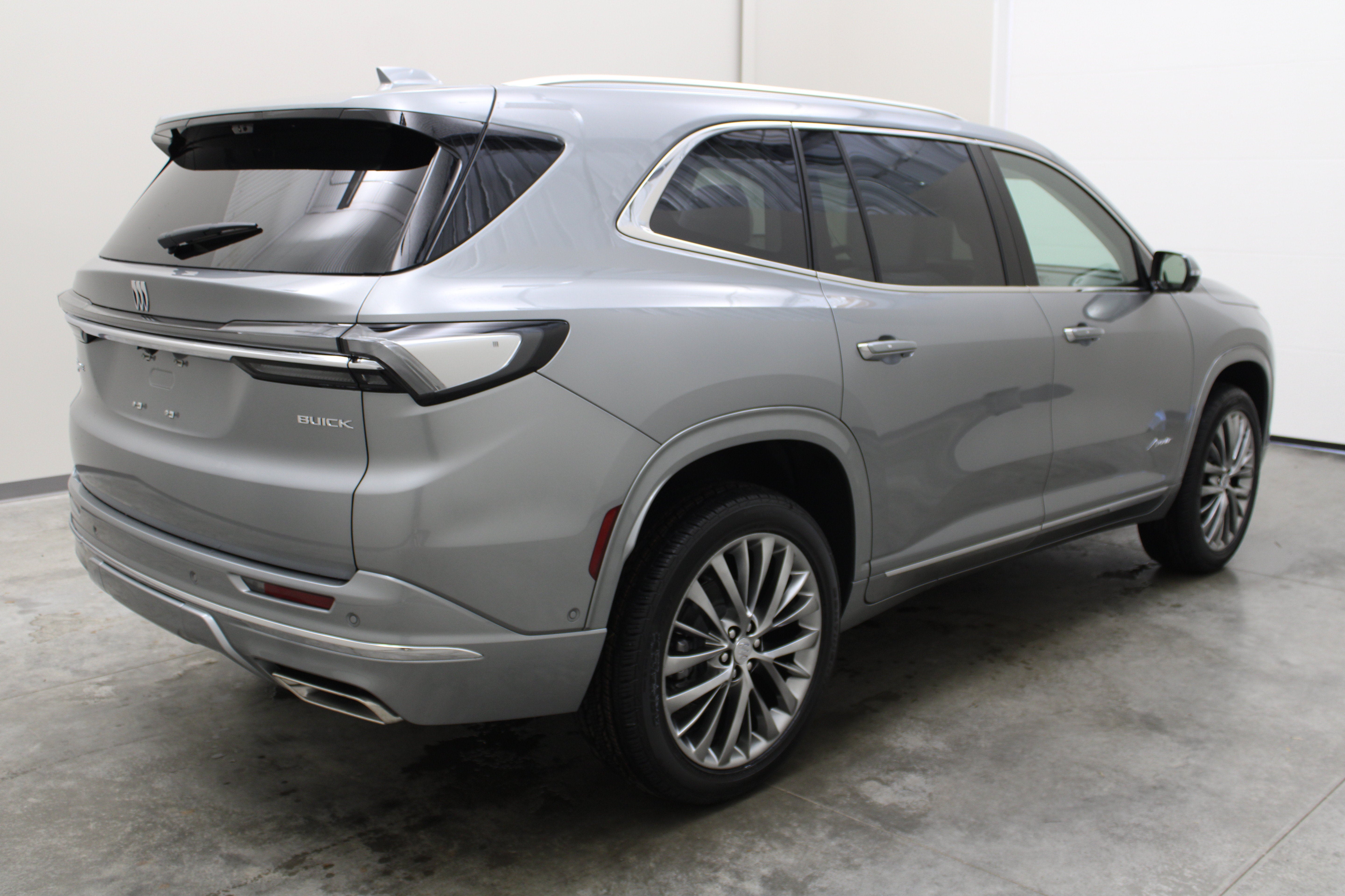 2026 Buick Enclave Avenir - Photo 18