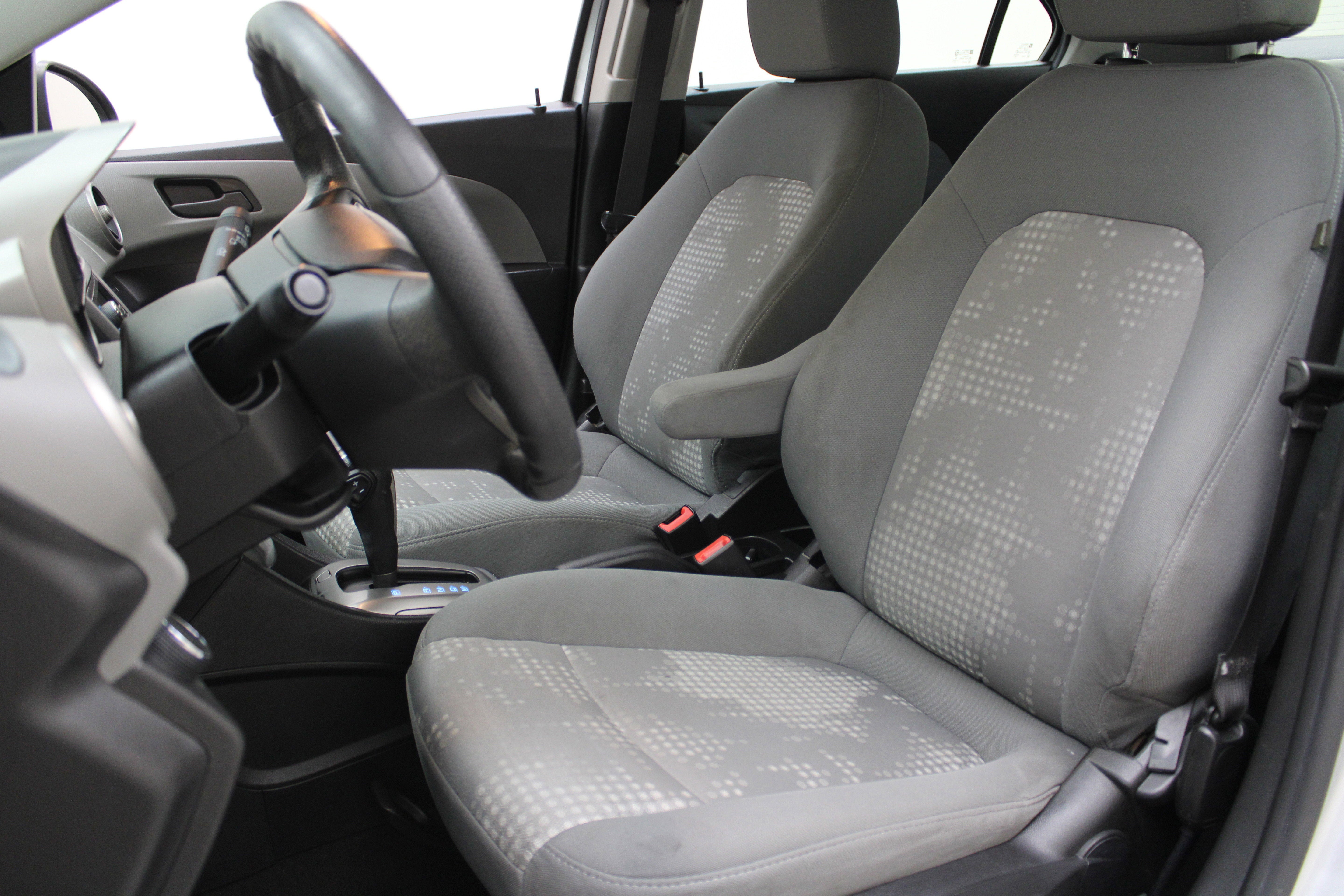 2015 Chevrolet Sonic LS