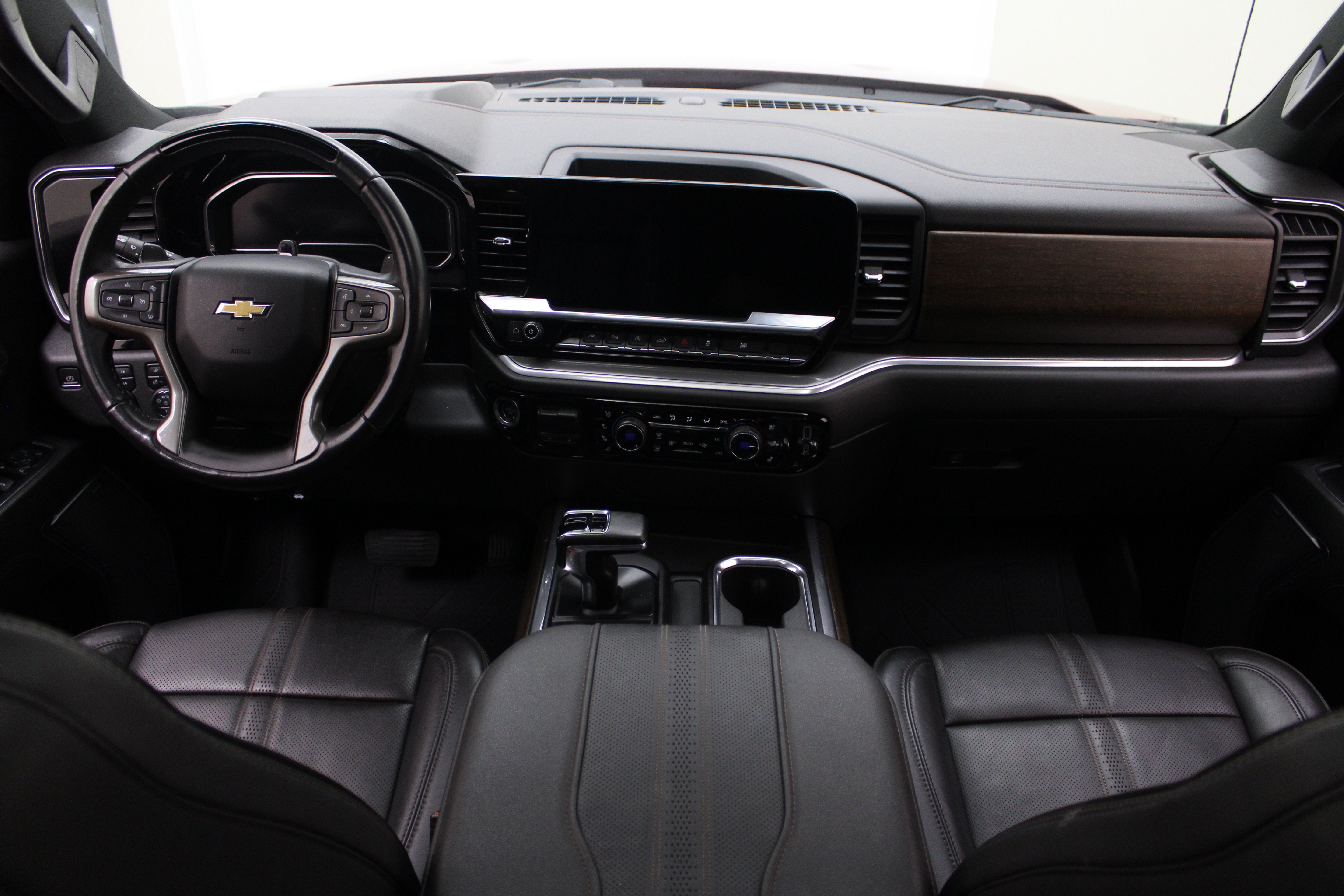 2023 Chevrolet Silverado 1500 High Country