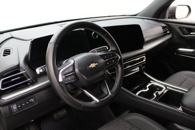 2025 Chevrolet Traverse AWD LT