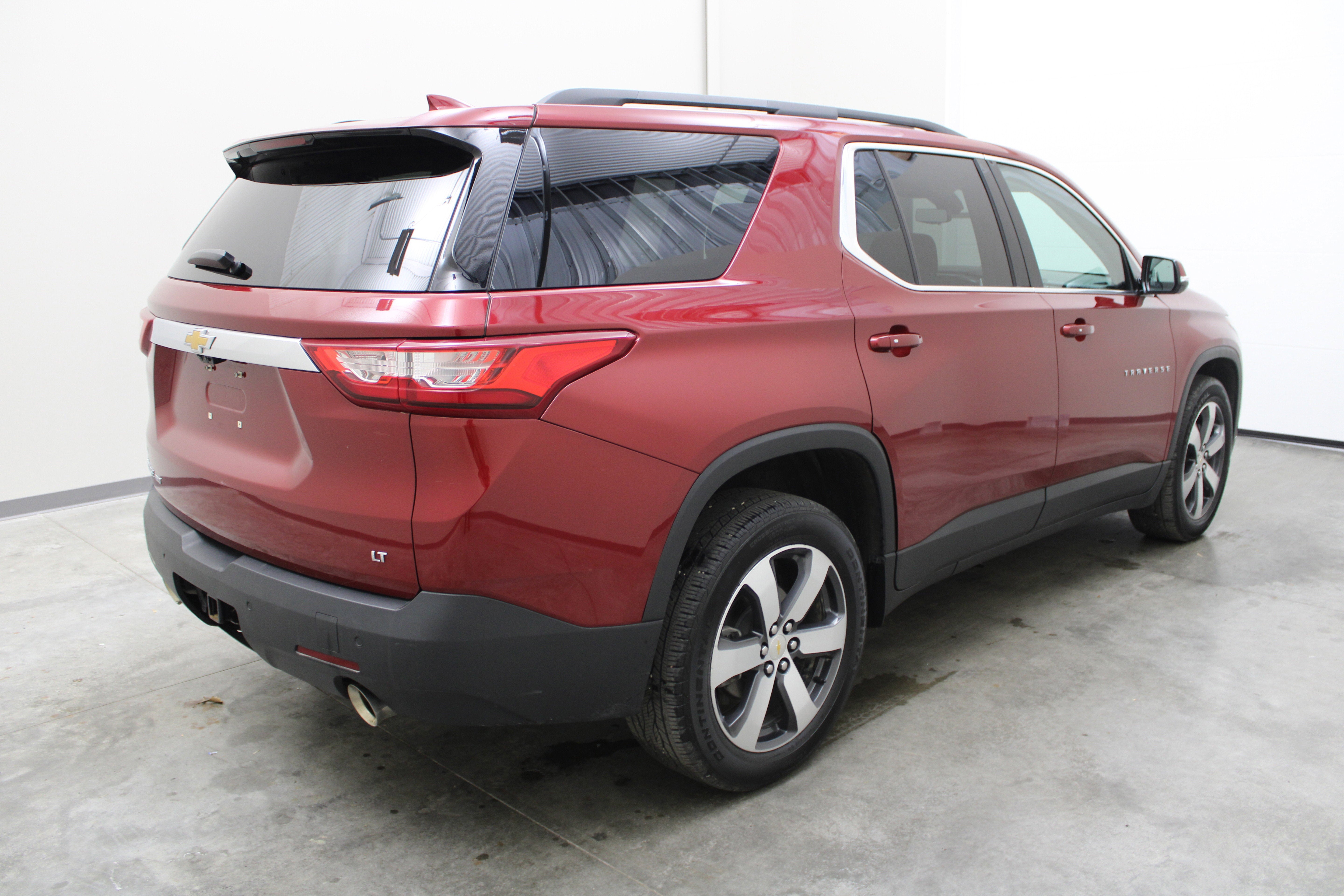 2020 Chevrolet Traverse LT Leather