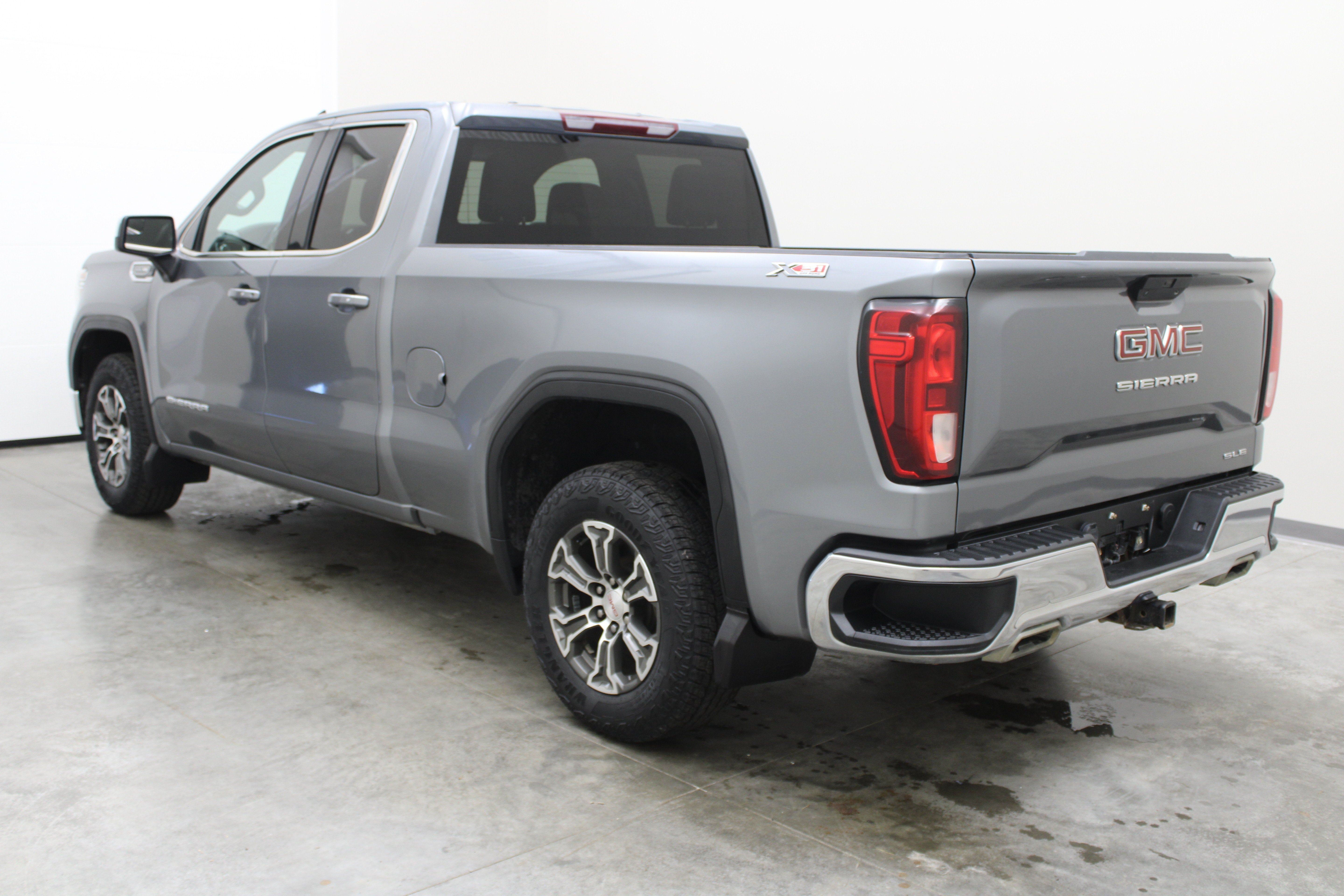 2020 GMC Sierra 1500 SLE
