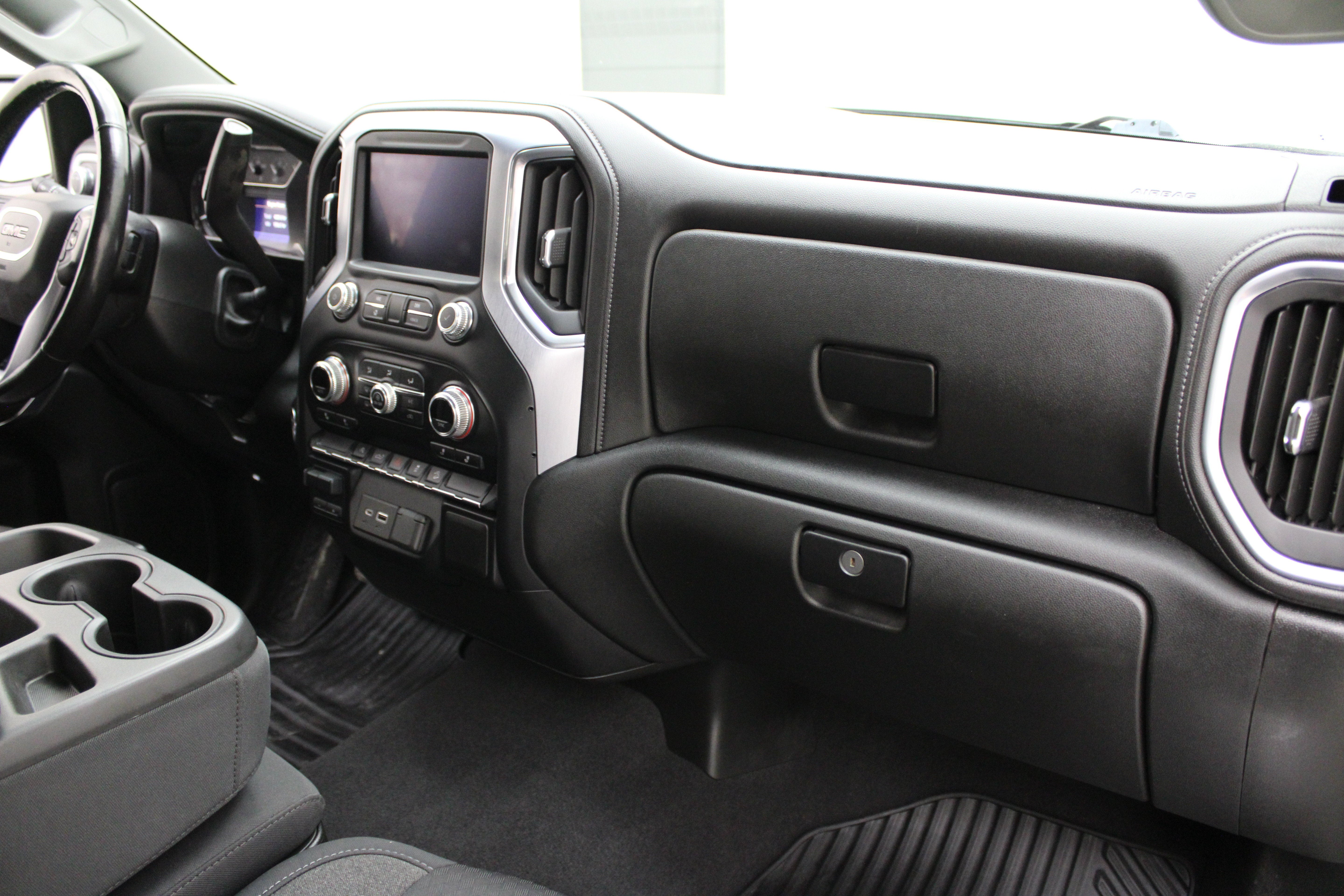 2020 GMC Sierra 1500 SLE