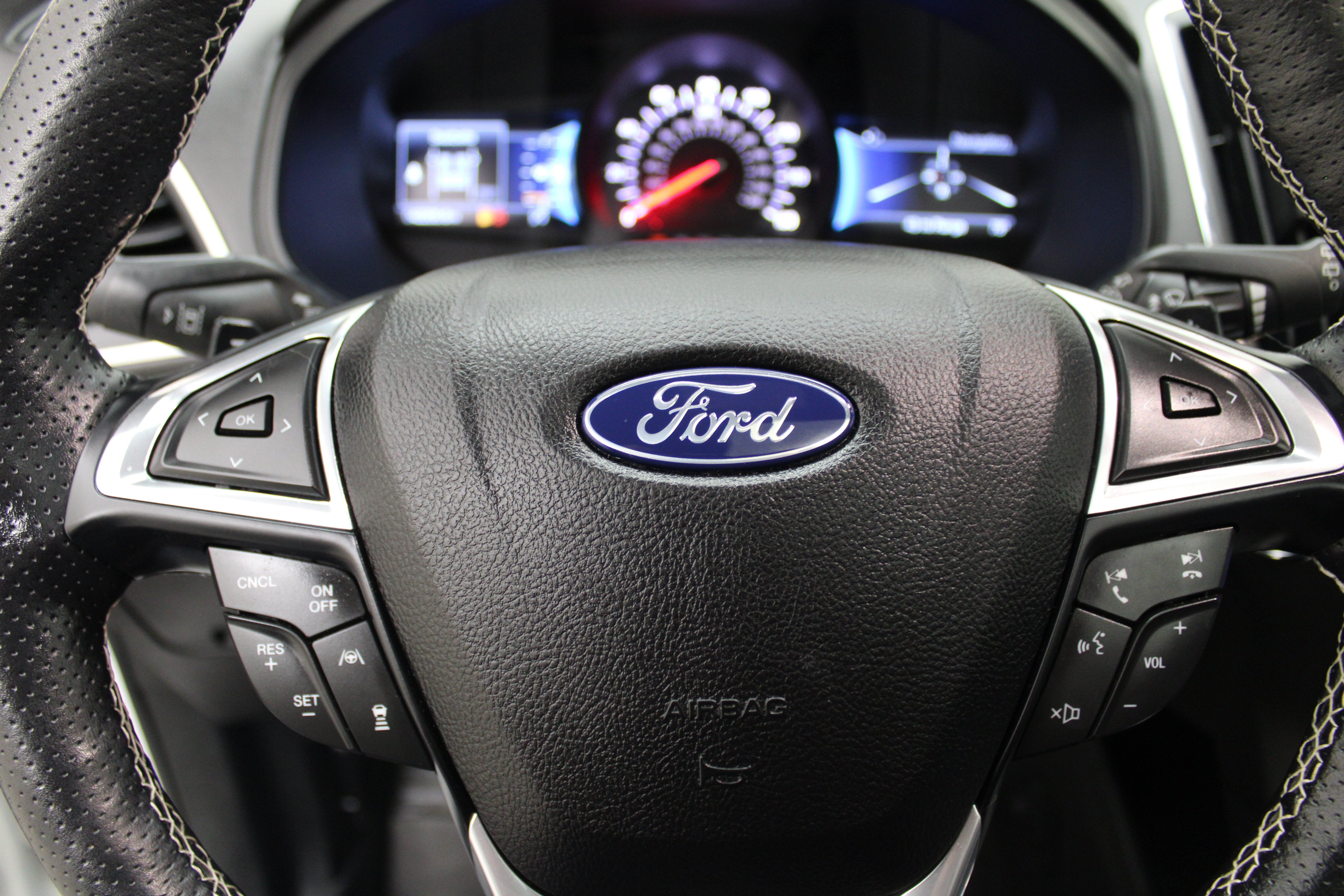 2022 Ford Edge ST