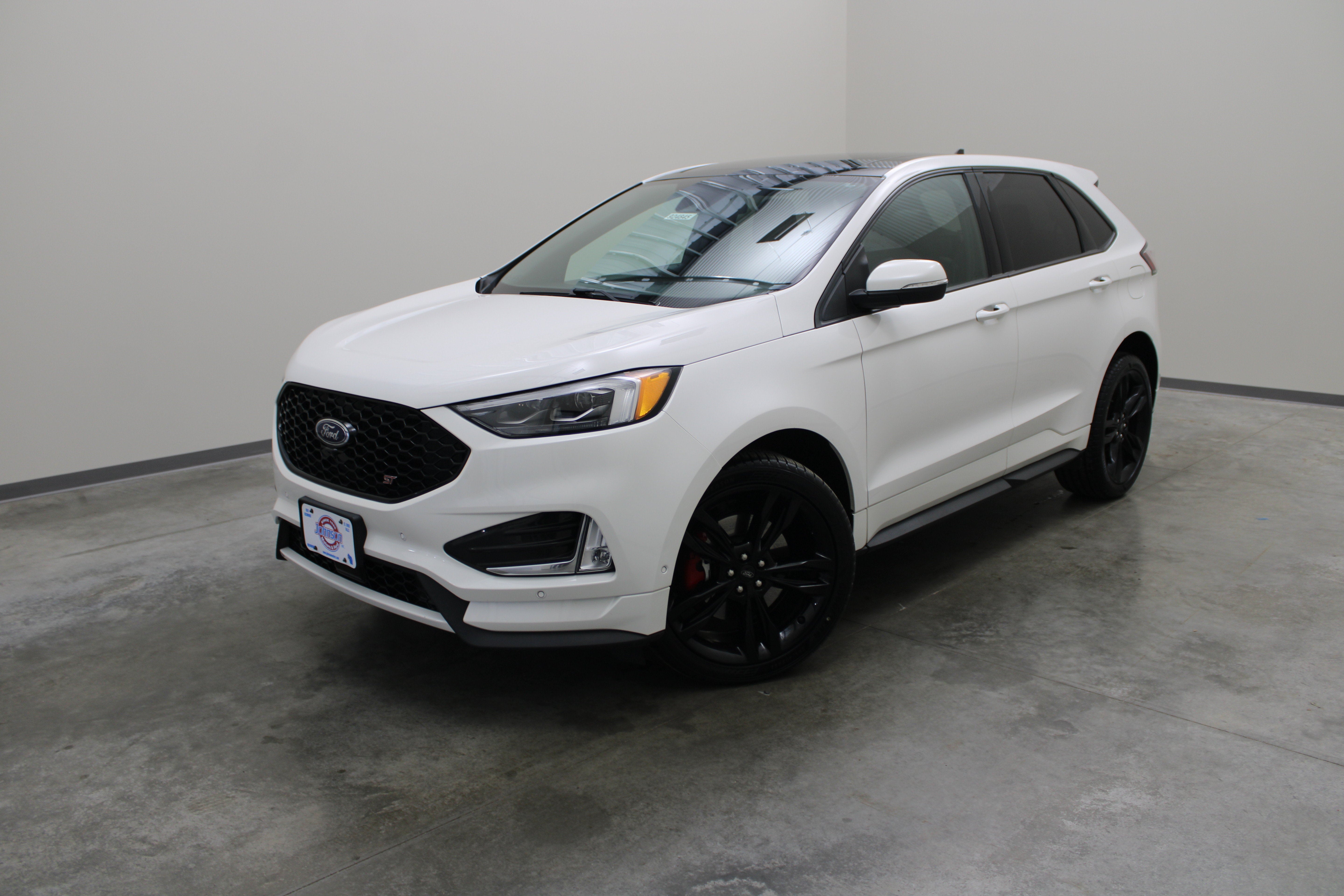 2022 Ford Edge ST