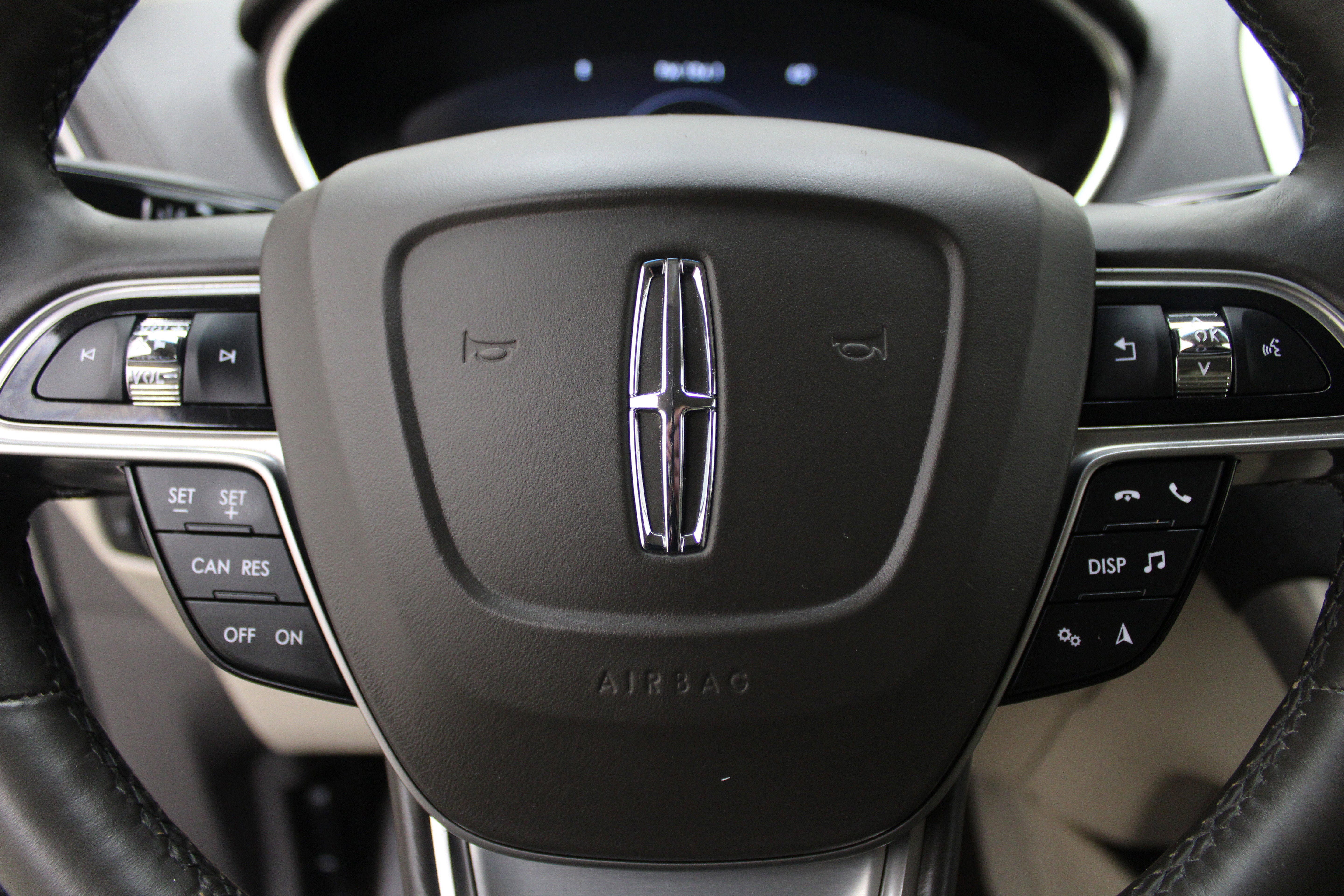 2020 Lincoln Nautilus Standard