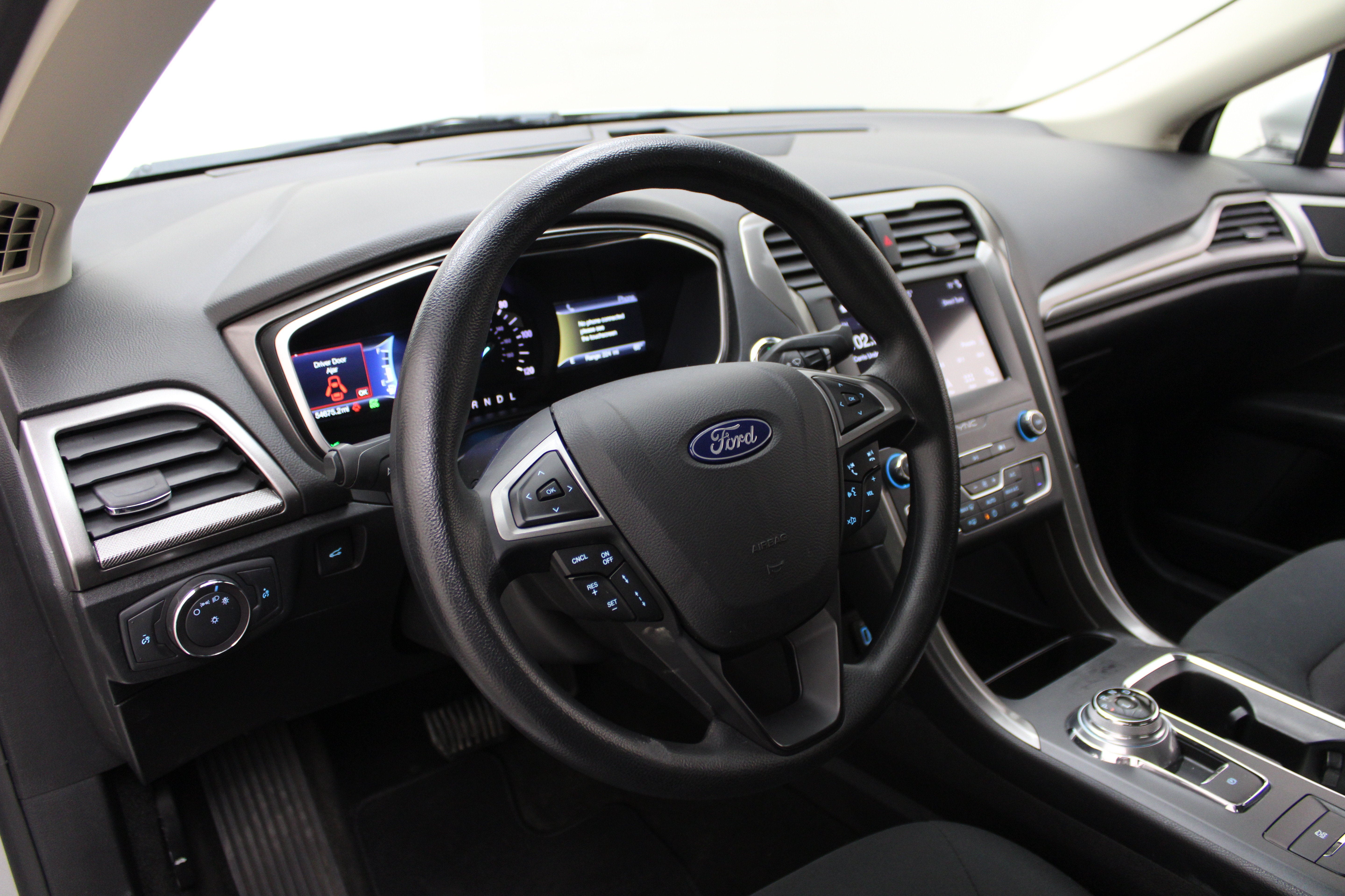 2019 Ford Fusion Hybrid SE