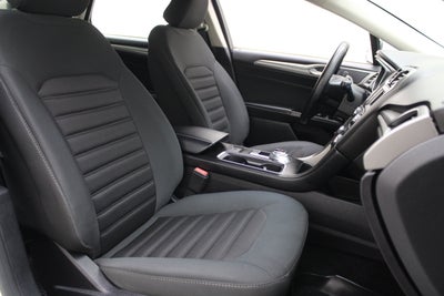 2017 Ford Fusion Hybrid SE