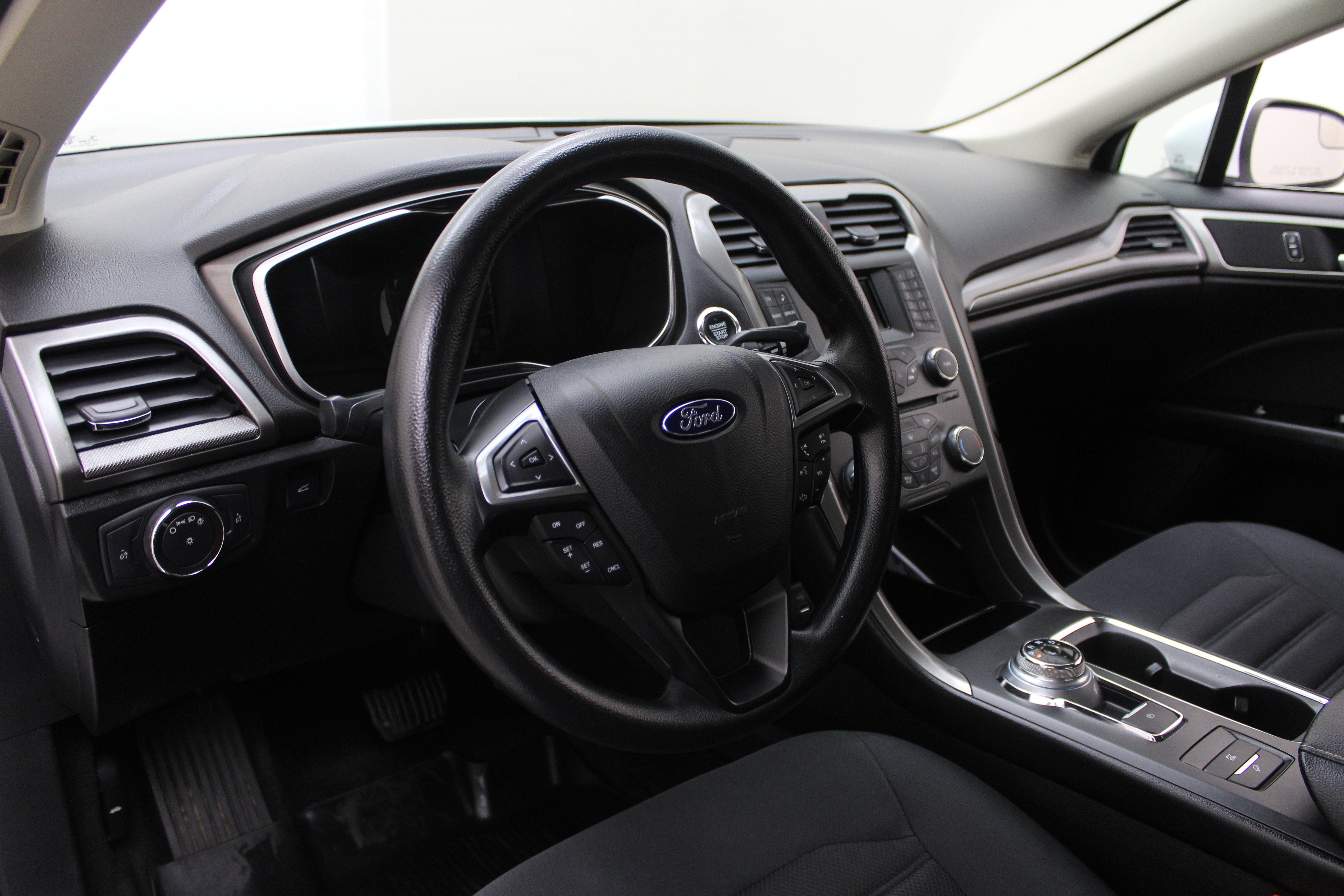 2017 Ford Fusion Hybrid SE