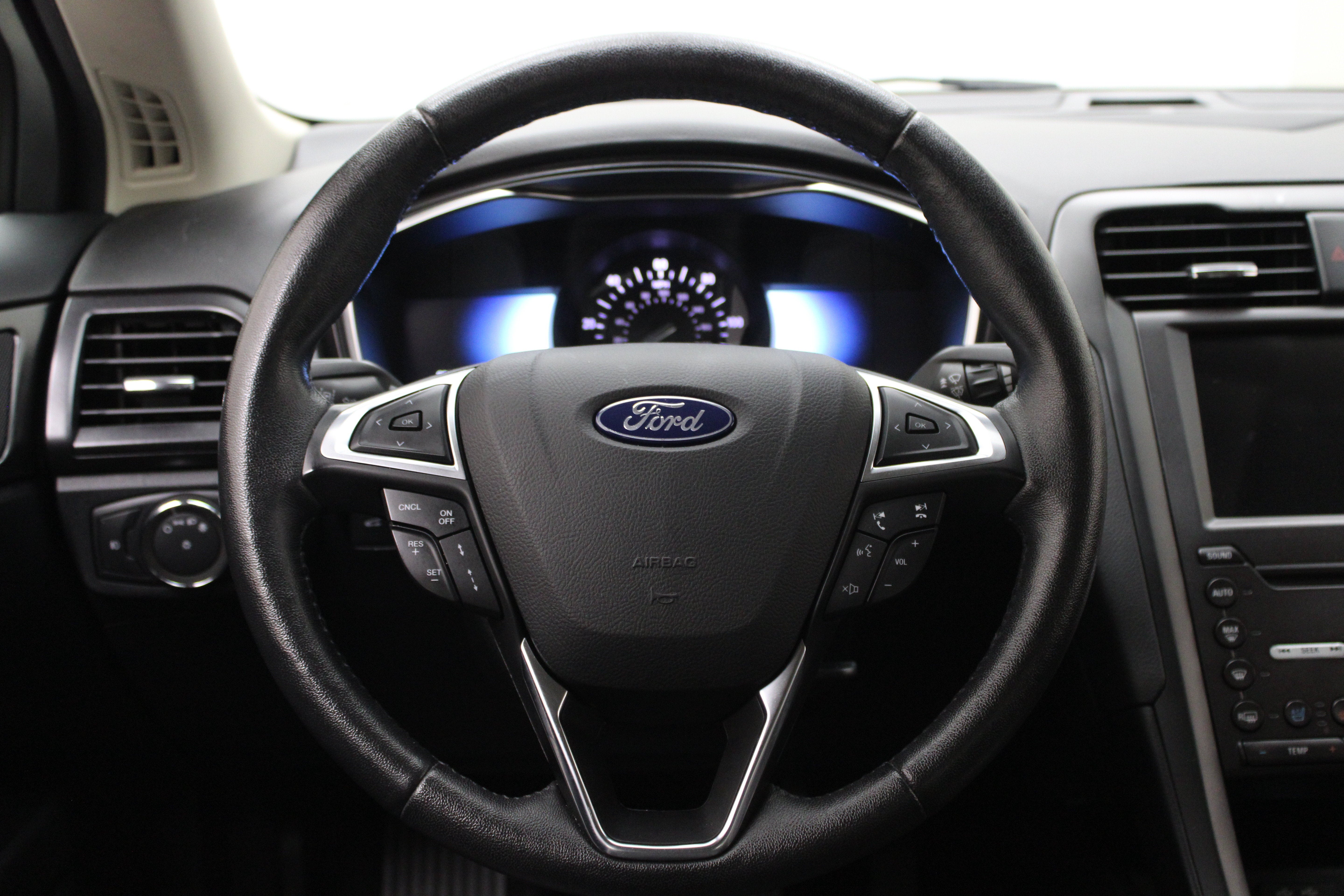 2020 Ford Fusion Plug-In Hybrid Titanium