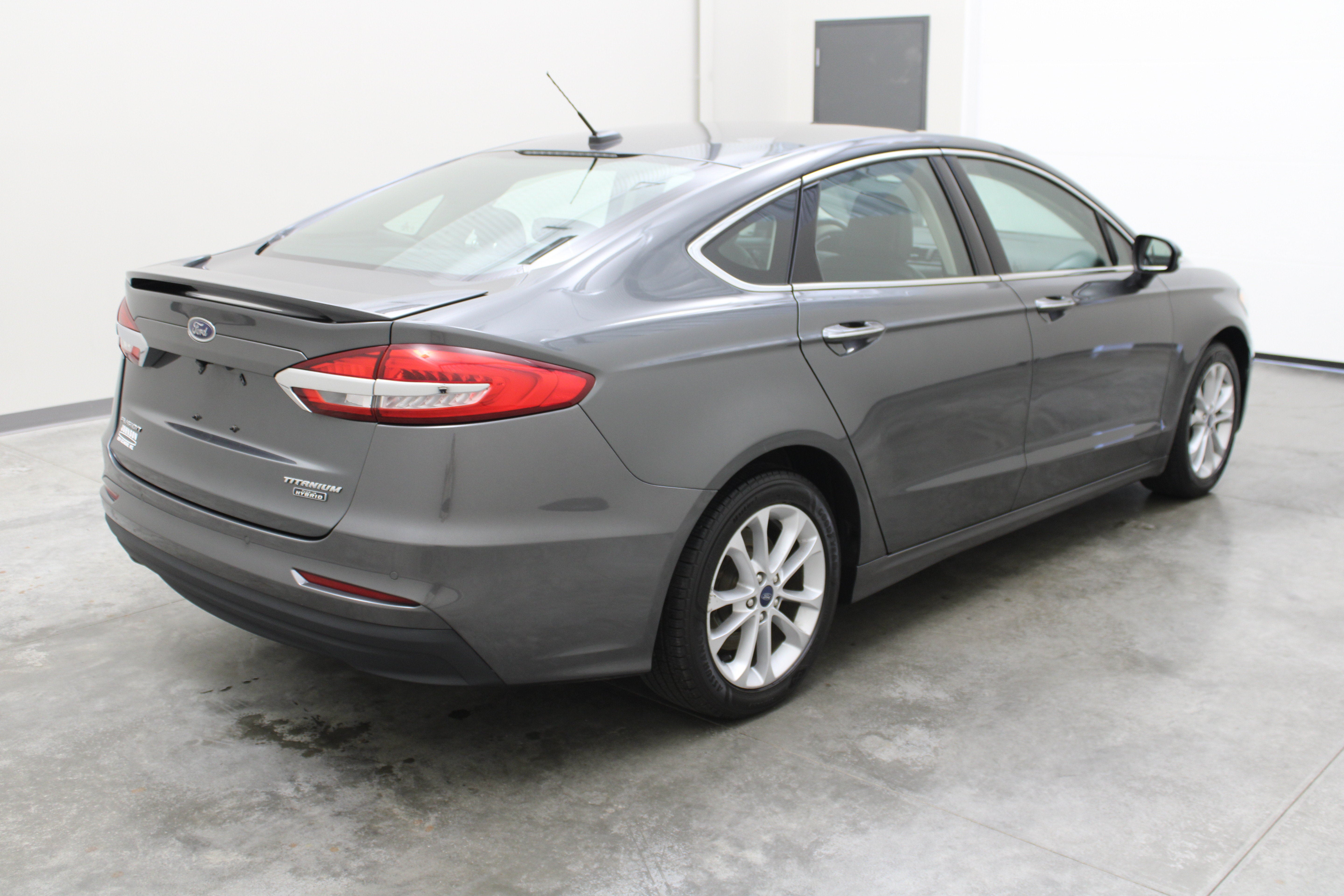 2020 Ford Fusion Plug-In Hybrid Titanium